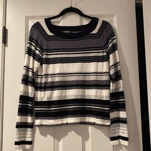 Stripped long sleeve